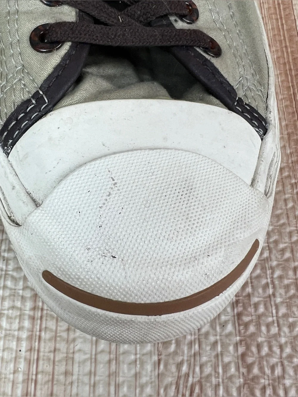 Converse this listing